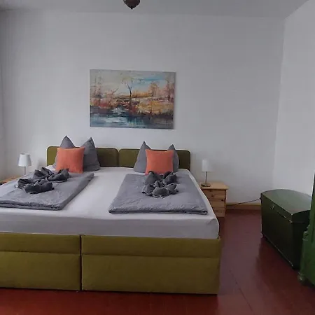 In Cottbus-klein Stroebitz Naehe Badesee